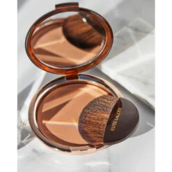 Estee Lauder Bronze Goddess Powder Bronzer - 1 Light 4 Estee Lauder Bronze Goddess Powder Bronzer - 1 Light -Geselecteerde Mode-Cosmeticawinkels 1037420 3